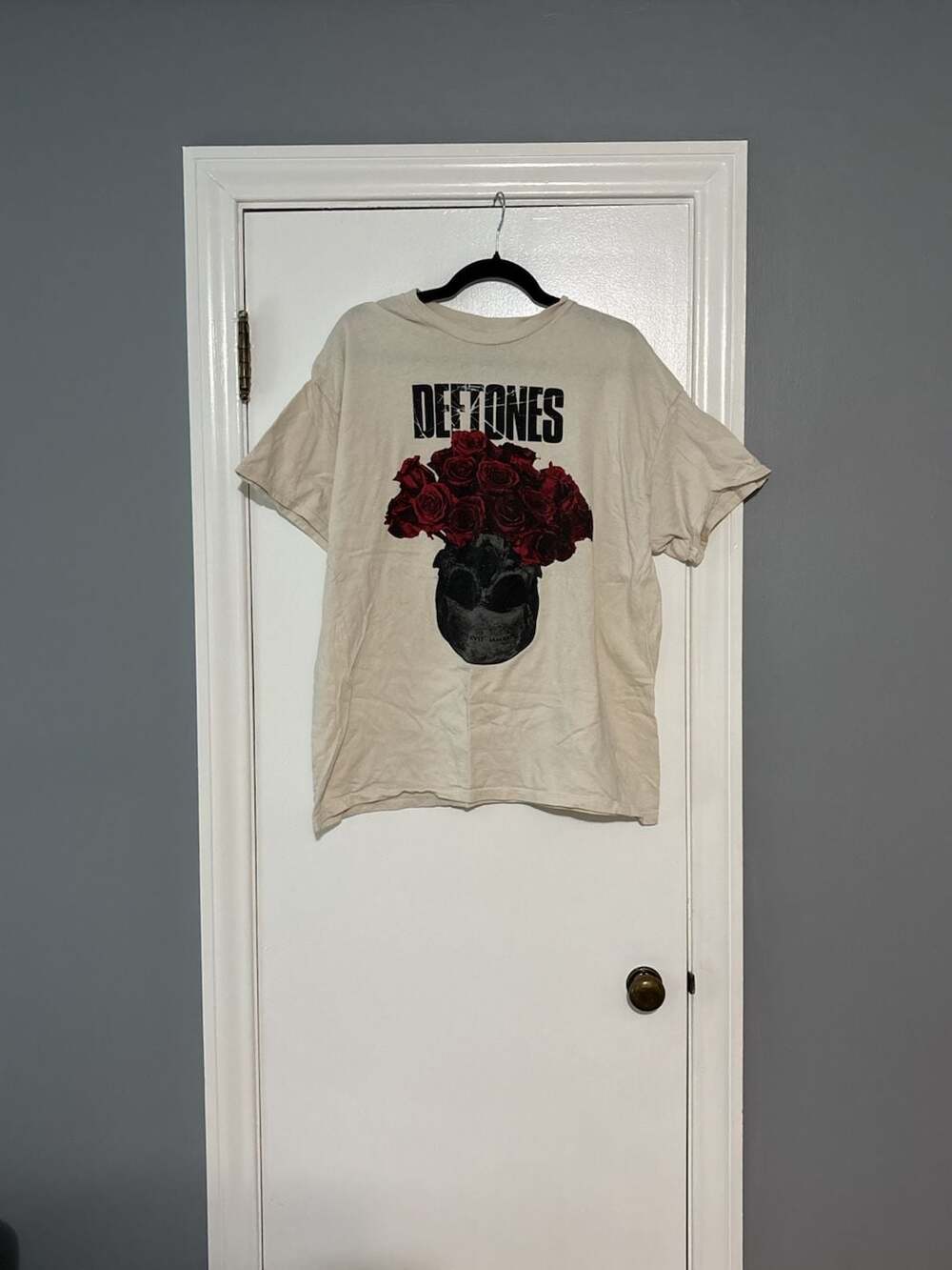 Deftones Skull and Roses Graphic T-Shirt
